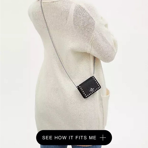 NEW COACH UNBOXING COMING SOON 🔜 - - NEW COACH MERCH BEAUTIFUL SET LOW PRICES - Picture 6 of 16